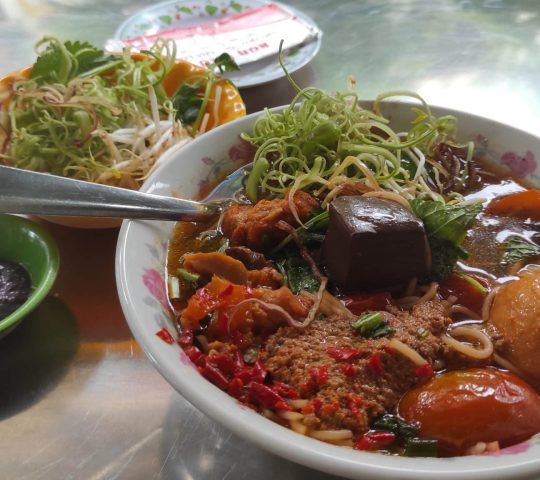 Bún Riêu Nguyễn Cảnh Chân – Saigon