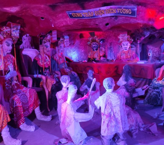 18 Levels of Hell in Linh Phuoc Pagoda – Dalat