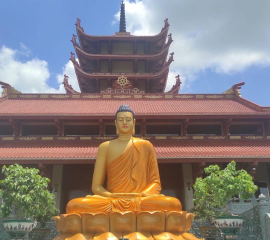 Temple of the Lonely Buddha (Phật Cô Đơn) – Saigon