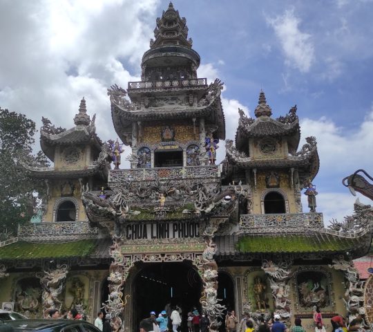 Linh Phuoc Pagoda (Chùa Linh Phước) – Dalat