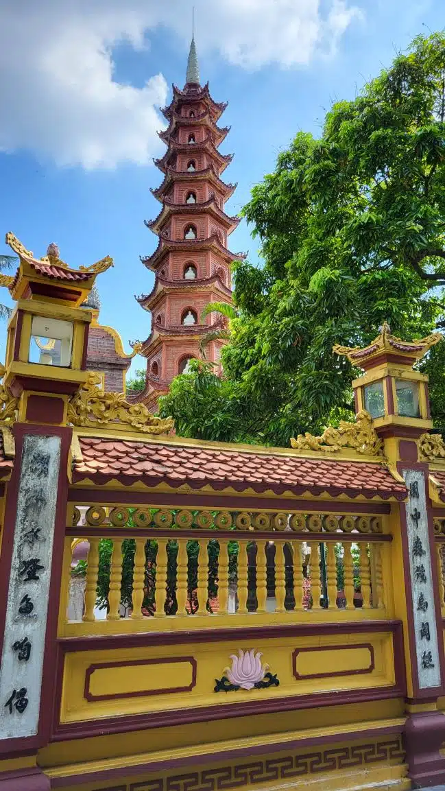 Trấn Quốc Pagoda – Hanoi