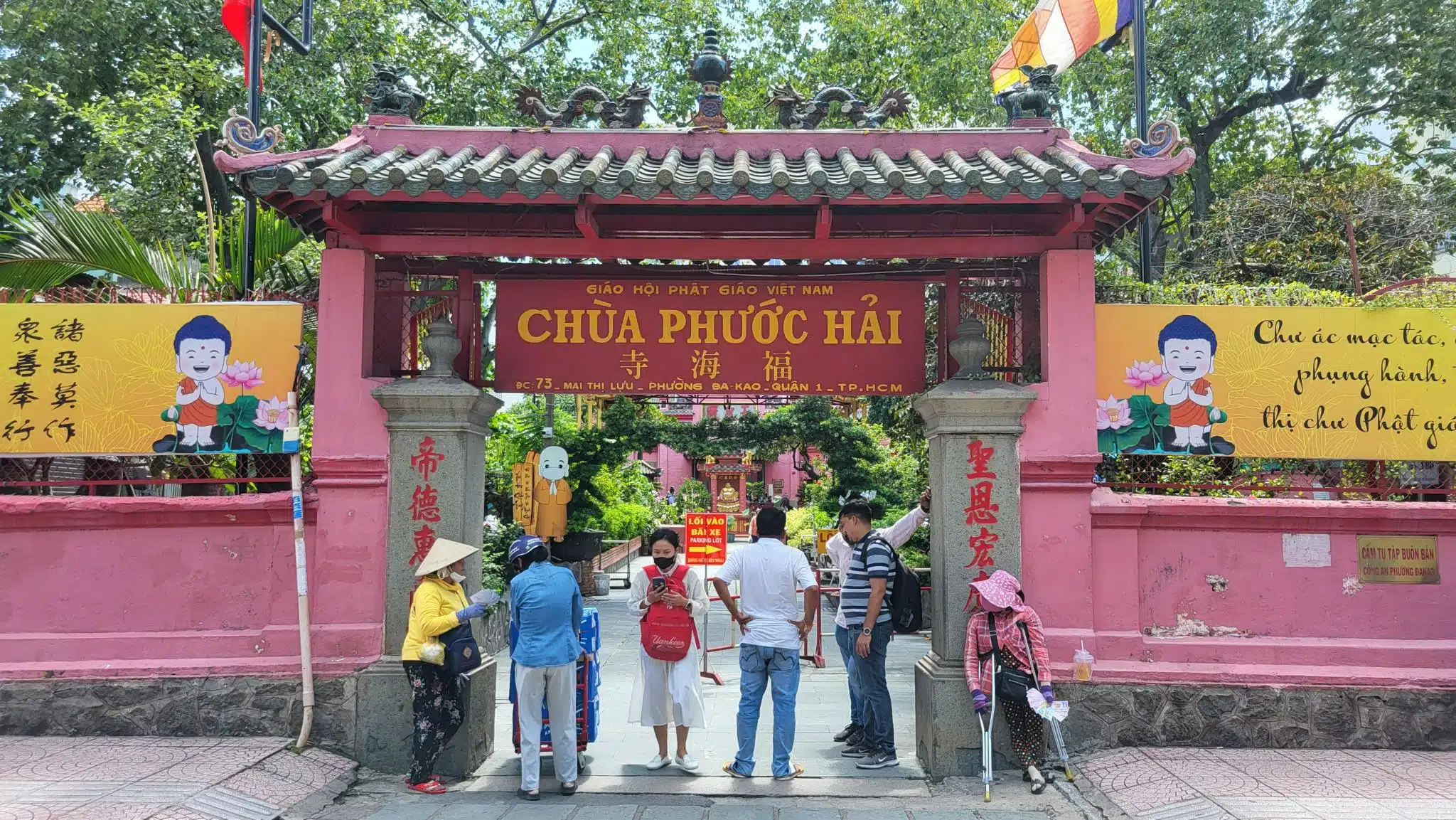 Jade Emperor Temple (Chùa Ngọc Hoàng) – Saigon