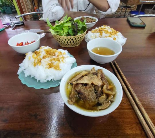 Bánh cuốn chả Linh Chi – Ha Nam
