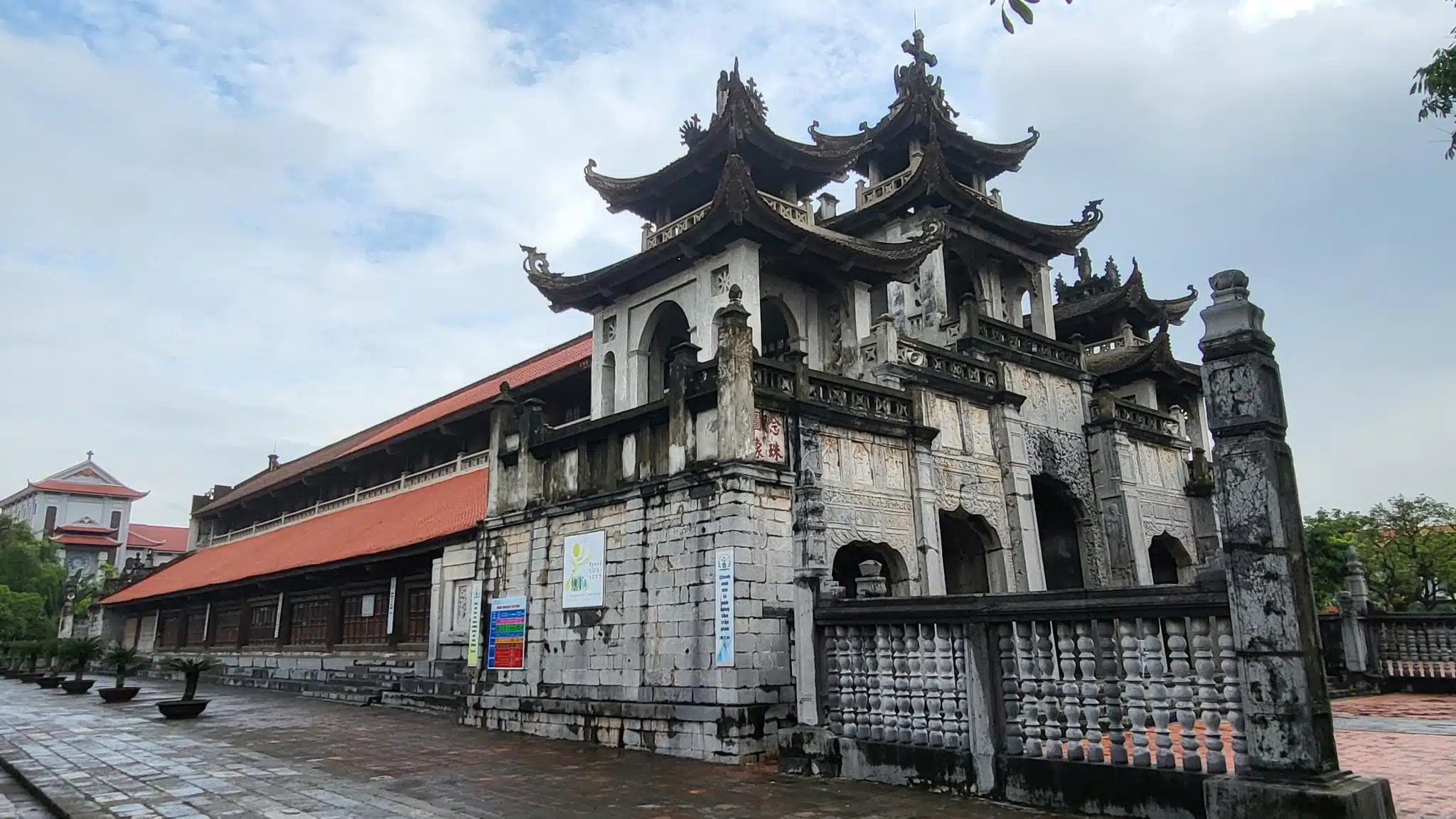 Phát Diệm Cathedral – Ninh Binh