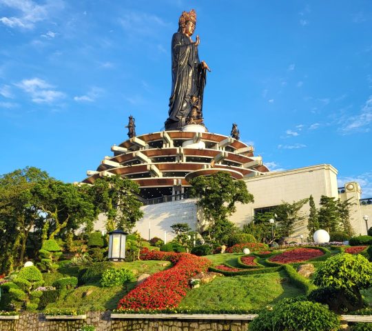 Black Virgin Mountain (Sun World Bà Đen Mountain) – Tay Ninh