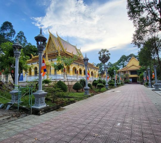 Ong Met Pagoda (Chùa Ông Mẹt) – Tra Vinh