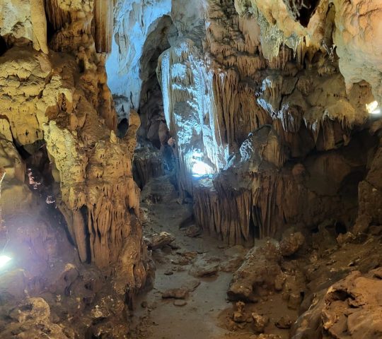 Mỏ Luông Cave – Mai Chau