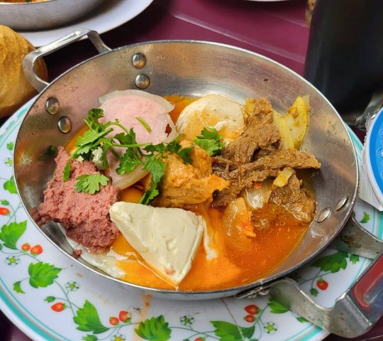 Bánh mì chảo Dì Nữ – Saigon