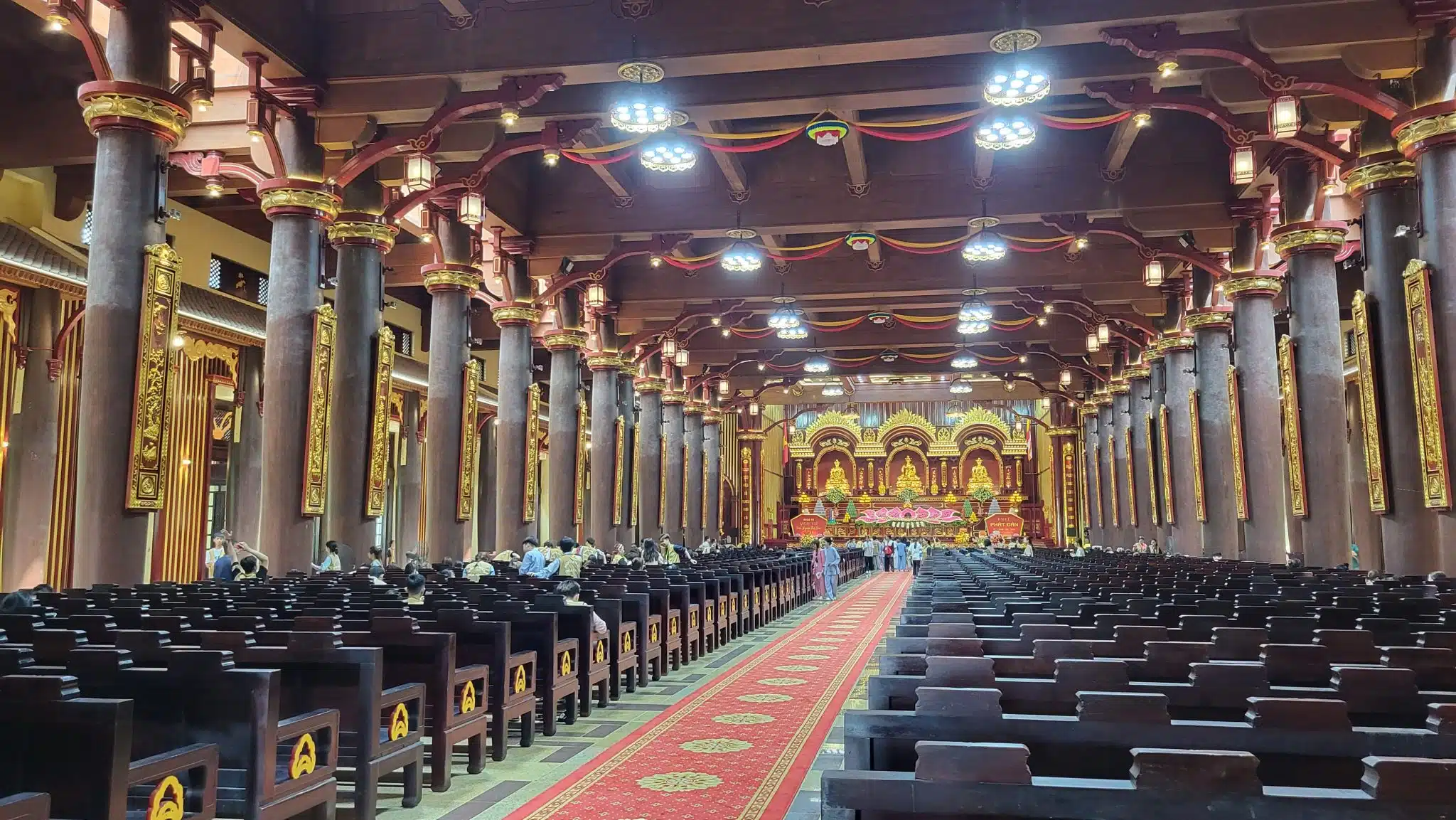 Yên Tử Mountain – Pilgrimage to the Buddhist sanctuary (1/2)