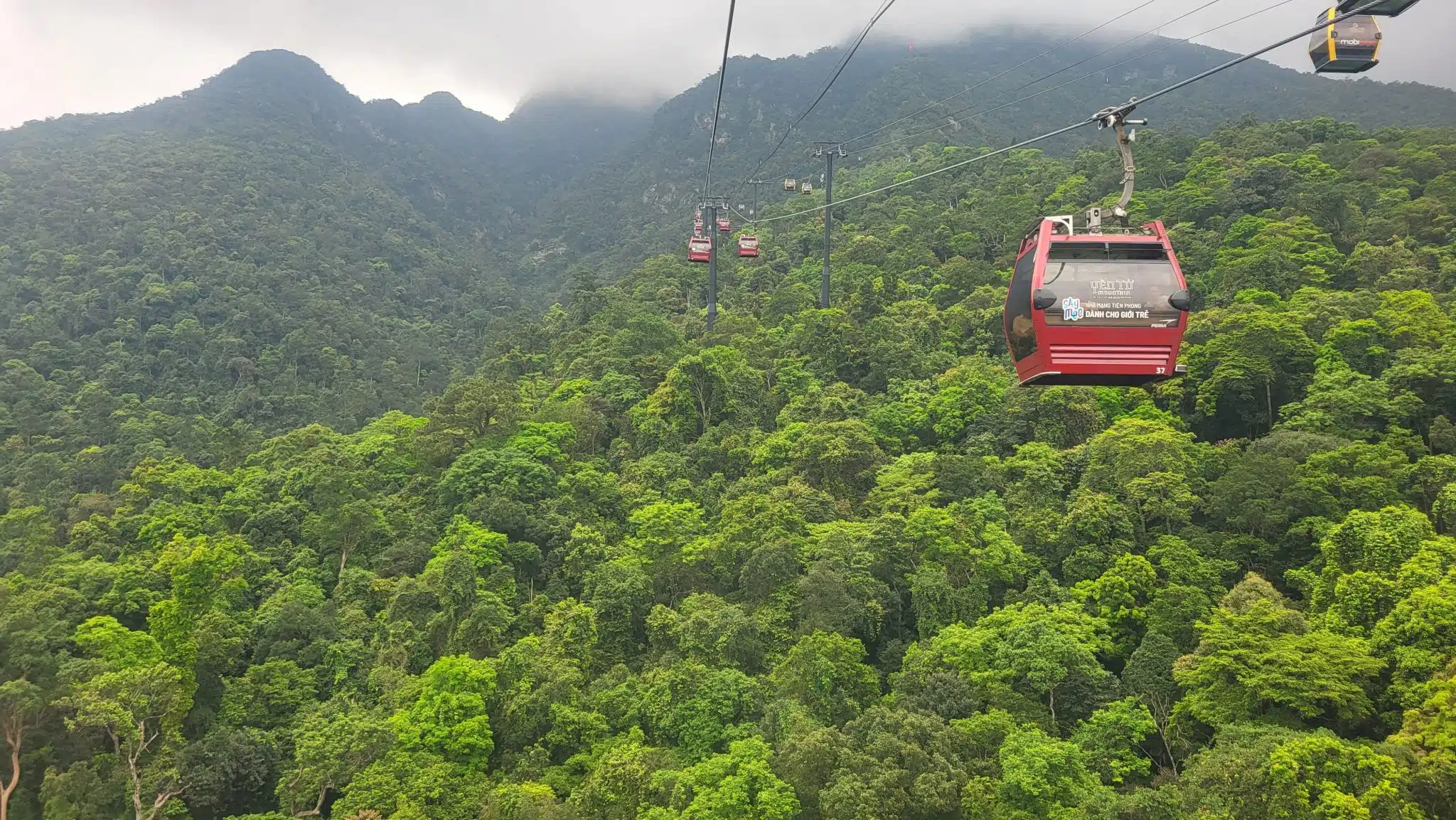 Yên Tử Mountain – Pilgrimage to the Buddhist sanctuary (1/2)