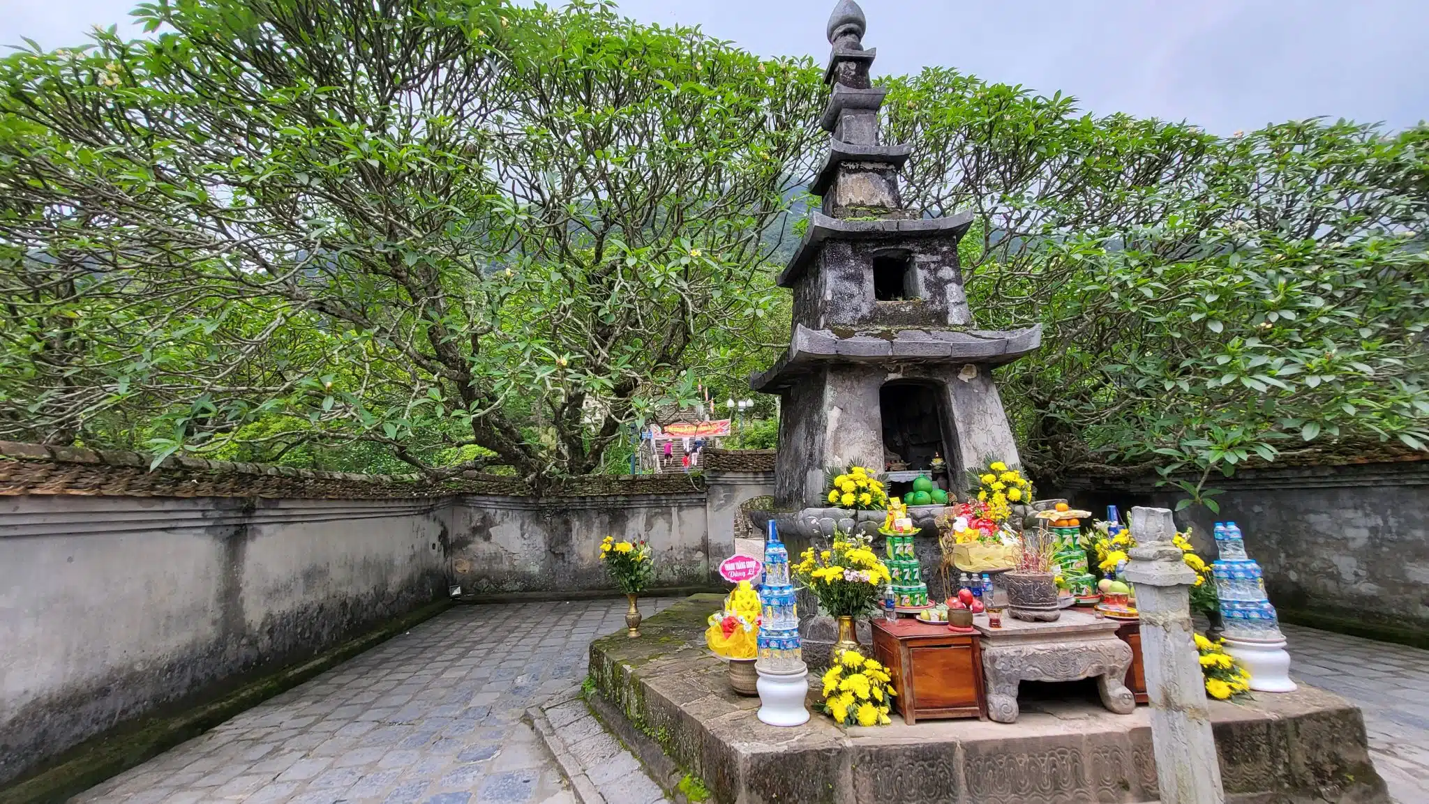 Yên Tử Mountain – Pilgrimage to the Buddhist sanctuary (1/2)