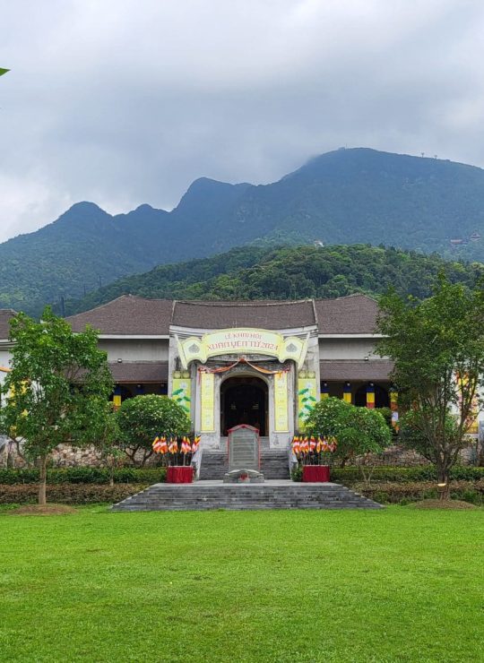 Uông Bí